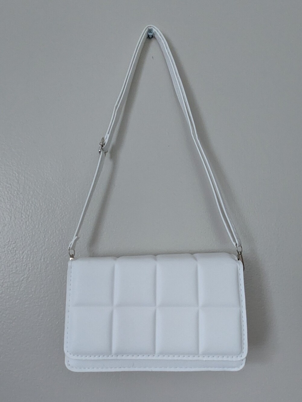 White Quilted Mini Crossbody Shoulder Bag Adjustable Summer Modern Faux Leather